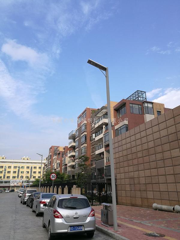 武汉一体化太阳能路灯工程案例